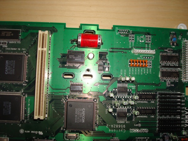 95682A-2 with Toshiba TC55257DFI-70L SRAM